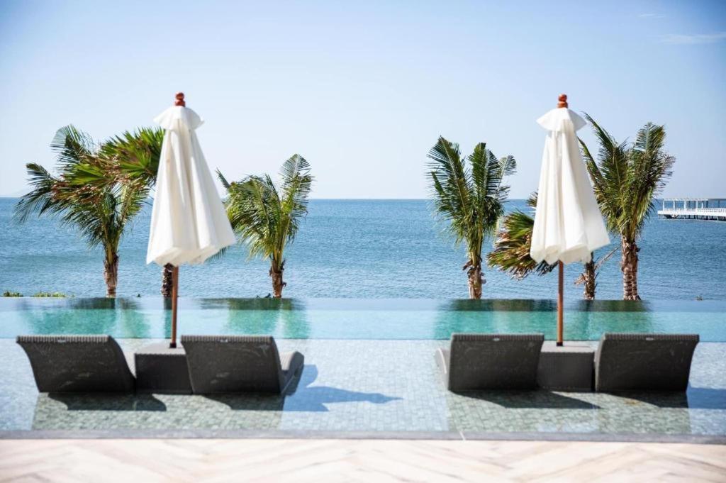 Symphony Of The Sea Hotel Бангсен Екстер'єр фото